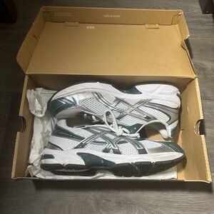ASICS Gel Kayano 13